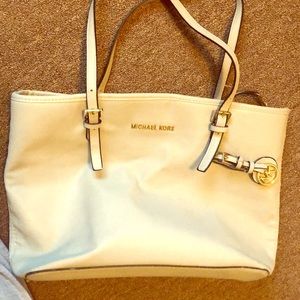 Michael kors tote bag